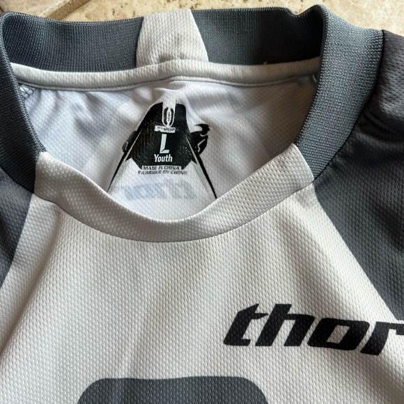 Thor & Axxis riding Jerseys - Picture 3 of 8
